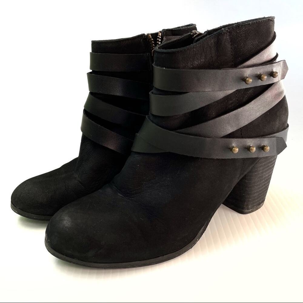 BP brand train wrap belted style booties with heel